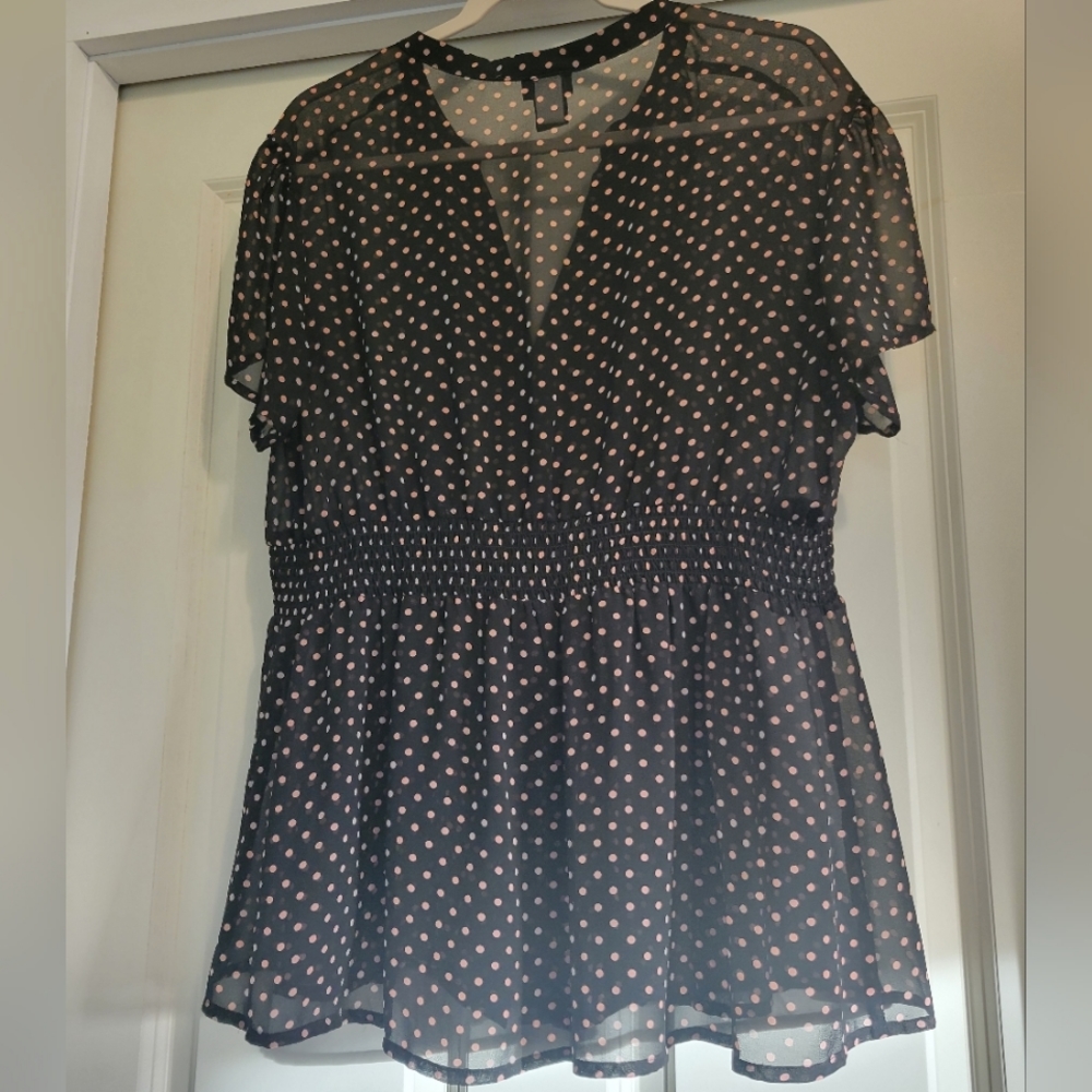 Torrid Size 1 Black & Pink Sheer Blouse